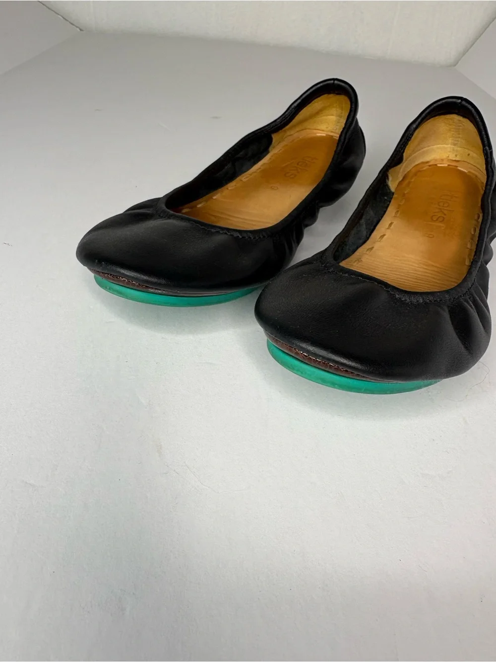 Black Tieks Leather foldable ballerina flats size 9